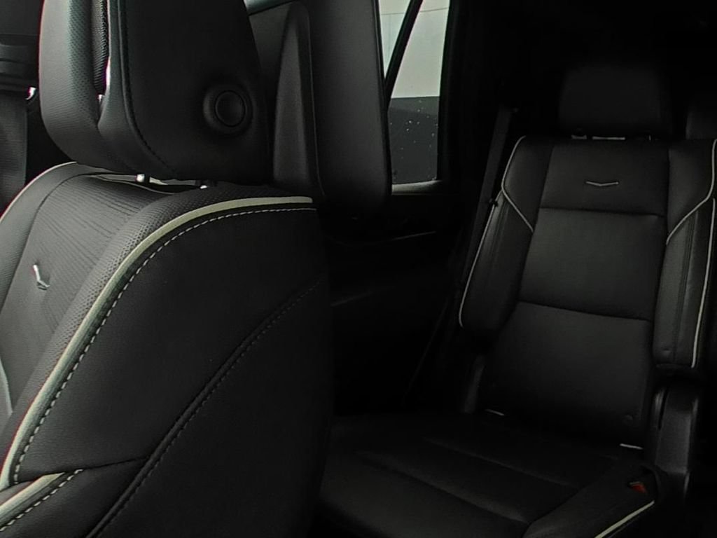 Certified 2022 Cadillac Escalade Sport w/ Touring Package AWD/4WD image 9