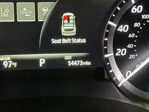 Used 2023 Toyota Highlander XLE FWD image 30
