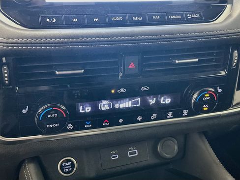 Used 2023 Nissan Rogue SL w/ SL Premium Package AWD/4WD image 24
