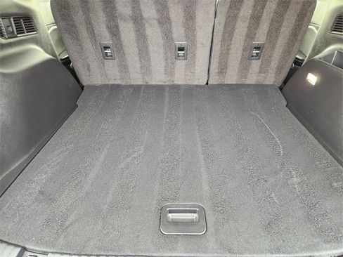 Used 2024 Ford Edge SE w/ Black Appearance Package image 31