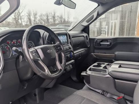 Used 2021 Chevrolet Silverado 1500 RST AWD/4WD image 15