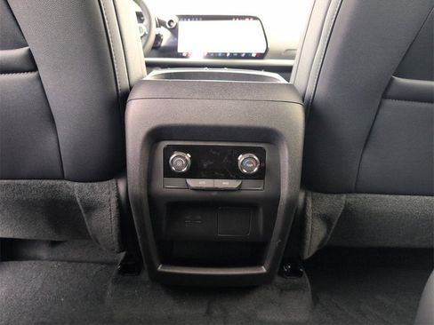 Certified 2026 Chevrolet Traverse LT w/ LPO, Floor Liner Package image 32