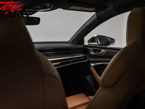 Used 2021 Audi RS 7 Sportback w/ RS 7 Executive Package image 53