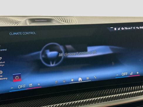 New 2026 BMW X5 M60i image 15