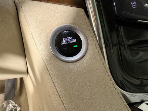 Used 2017 Cadillac Escalade Premium Luxury image 28