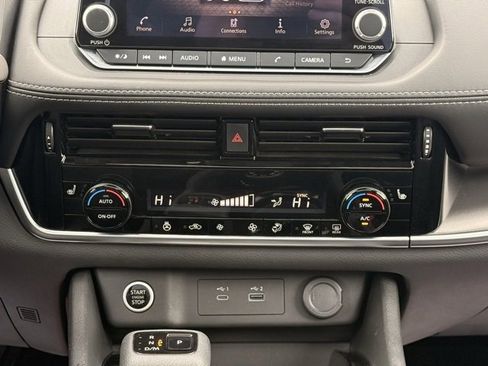 Certified 2023 Nissan Rogue SV w/ SV Premium Package image 30