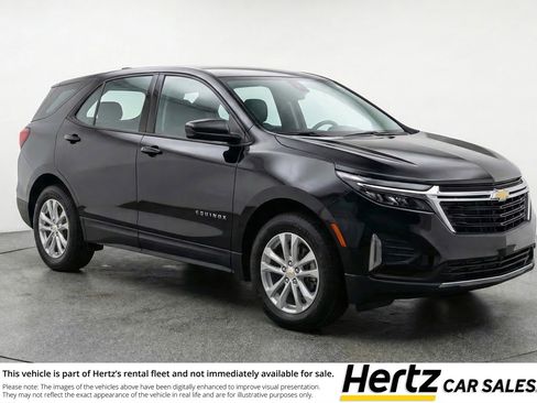 Used 2025 Chevrolet Equinox LT image 1