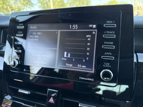 Used 2022 Toyota Camry SE image 35