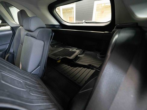 Used 2023 Toyota RAV4 XLE image 24