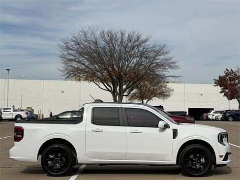 Used 2025 Ford Maverick Lobo image 3