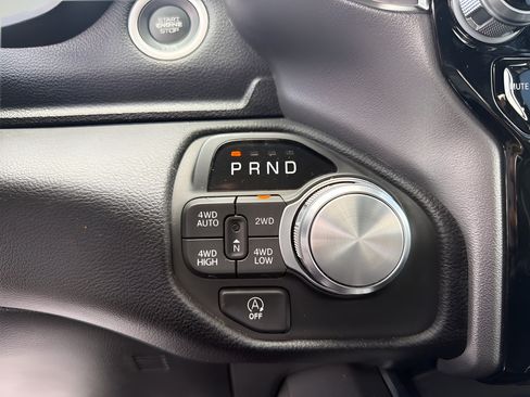 Used 2026 RAM 1500 Laramie AWD/4WD image 34
