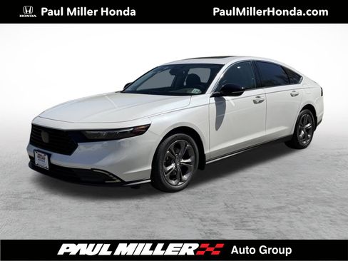 Certified 2024 Honda Accord EX image 1