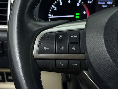 Used 2023 Lexus GX 460 Premium image 21