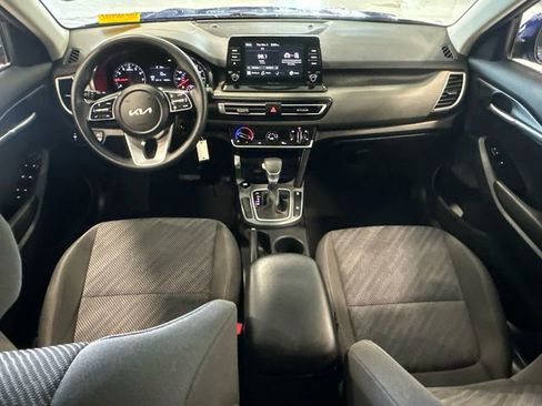 Used 2022 Kia Seltos LX image 15