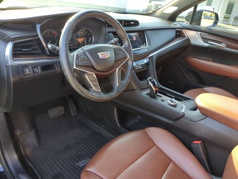 Certified 2023 Cadillac XT5 Premium Luxury w/ LPO, Floor Liner Package AWD/4WD image 16