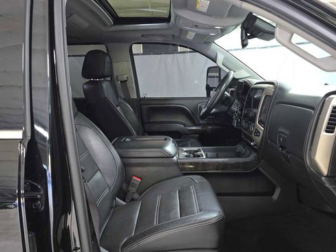 Used 2015 GMC Sierra 3500 Denali w/ Duramax Plus Package image 10