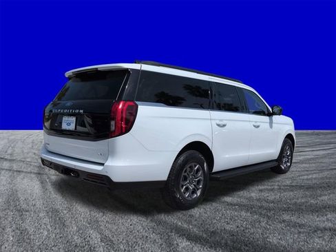 Certified 2025 Ford Expedition Max Active RWD image 4