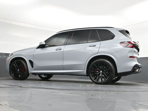 Used 2026 BMW X5 xDrive40i w/ M Sport Package AWD/4WD image 30