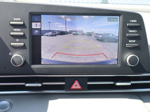 New 2025 Hyundai Elantra Sport image 14