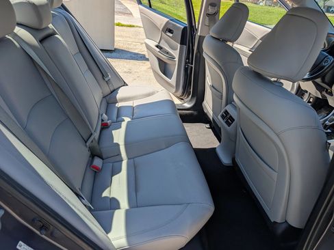 Used 2013 Honda Accord EX-L image 36
