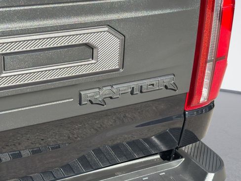 Used 2025 Ford F150 Raptor AWD/4WD image 28