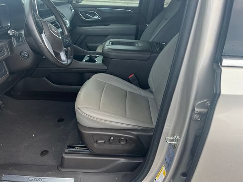 Certified 2024 GMC Yukon XL SLT w/ SLT Luxury Package RWD image 11