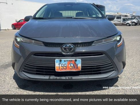 Used 2024 Toyota Corolla LE FWD image 2