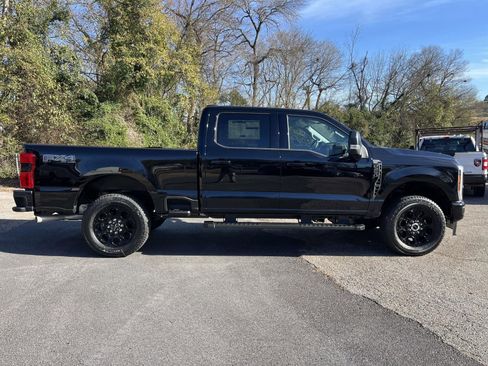 New 2026 Ford F250 XLT w/ XLT Premium Package image 2