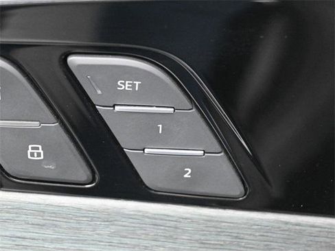 Used 2021 Audi A4 2.0T Premium Plus w/ Premium Plus Package image 15