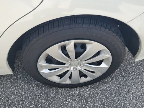 Used 2019 Subaru Impreza 2.0i w/ Eyesight AWD/4WD image 5