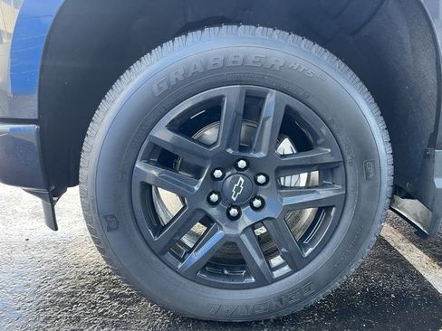 Used 2023 Chevrolet Silverado 1500 RST image 17