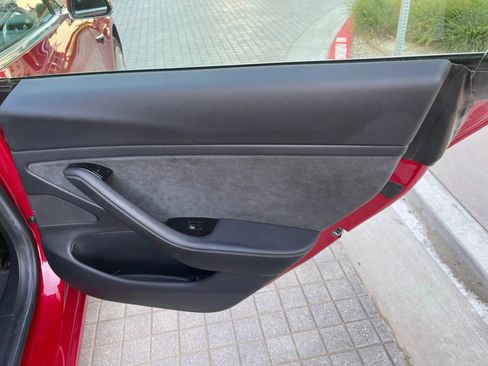 Used 2018 Tesla Model 3 Long Range RWD image 34