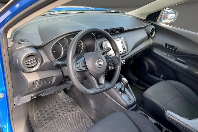 Used 2023 Nissan Kicks S FWD image 11