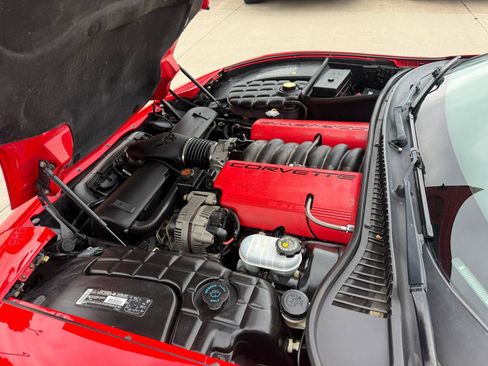 Used 2001 Chevrolet Corvette Z06 w/ Memory Pkg RWD image 8