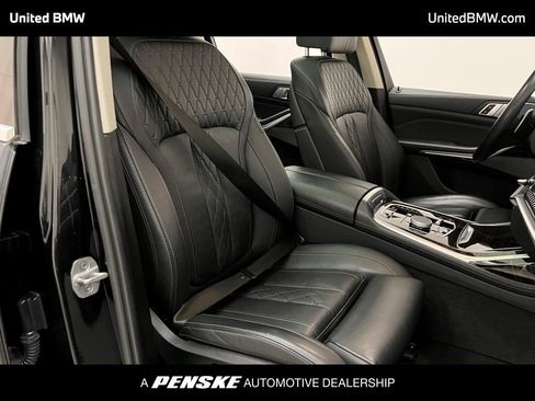 Used 2023 BMW X7 xDrive40i image 6