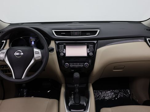 Used 2016 Nissan Rogue SL w/ SL Premium Package FWD image 32