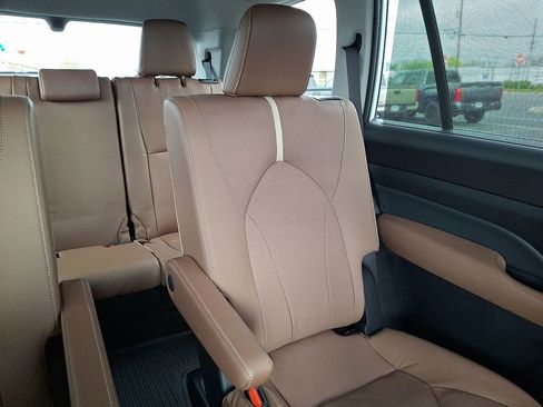New 2026 Toyota Grand Highlander AWD image 14