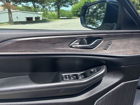 Used 2024 Jeep Grand Cherokee Limited 4xe image 13