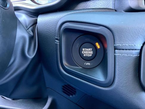 Used 2024 Jeep Gladiator Rubicon image 68