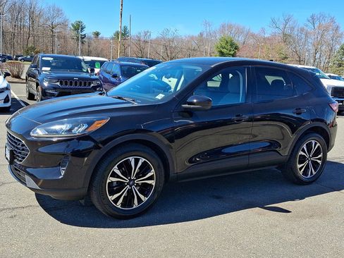 Certified 2021 Ford Escape SE w/ SE Sport Appearance Package image 5