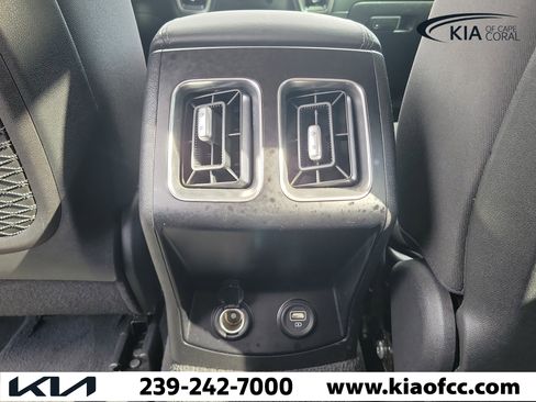 Certified 2022 Kia Sorento LX image 15
