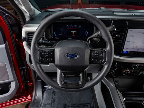 Used 2026 Ford F250 XLT w/ XLT Premium Package image 19