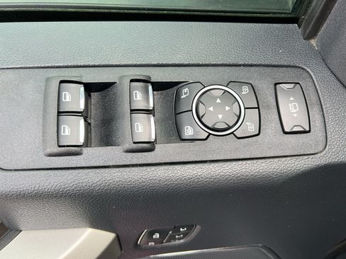 Used 2022 Ford F350 Lariat w/ Lariat Ultimate Package AWD/4WD image 23