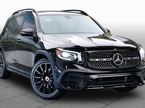 Used 2022 Mercedes-Benz GLB 250 image 3