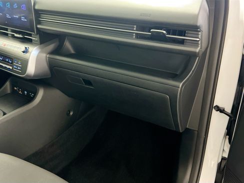 Used 2024 Hyundai Kona SEL FWD image 34