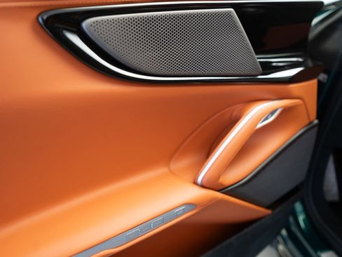 Used 2025 Ferrari Purosangue image 18