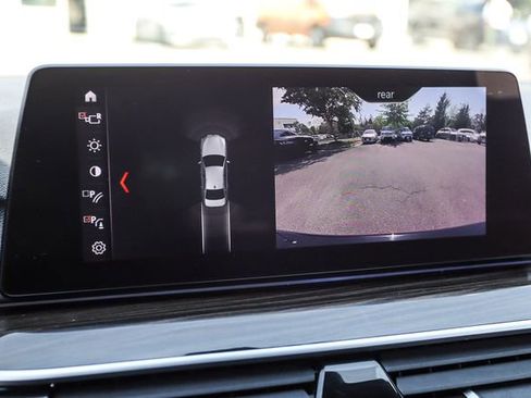 Used 2019 BMW 530i xDrive w/ Convenience Package AWD/4WD image 37