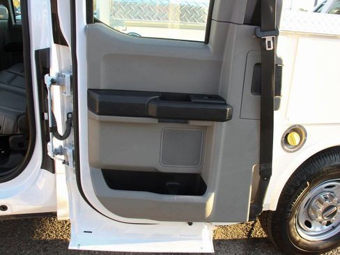 Used 2022 Ford F350 XL w/ Power Equipment Group RWD image 17