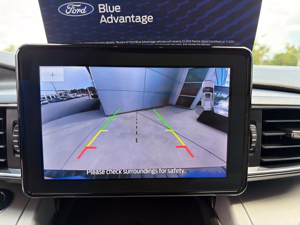 Certified 2023 Ford Explorer XLT w/ Equipment Group 202A RWD image 29
