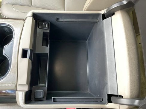 Used 2016 GMC Yukon SLT RWD image 20